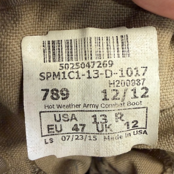 Hot Weather Army Combat Boots Mens 13 R Tan Suede Vibram Sole SPM1C1-13-D-1017 main image 9